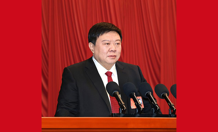 赌博正规的十大网站十五届人大七次会议举行第二次全体会议